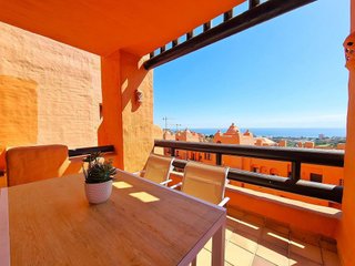Piso en venta en Puerto de la Duquesa en Manilva