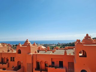 Piso en venta en Puerto de la Duquesa en Manilva