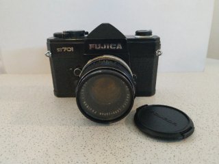 Fujica ST701 con obiettivo Fujinon 55/1.8