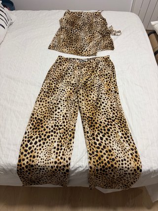 Conjunto animal print top y pantalón