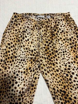 Conjunto animal print top y pantalón