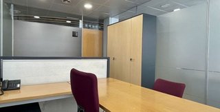 Oficina en alquiler en Eixample Nord – La Devesa en Girona