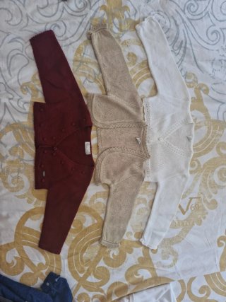 Lote 2 jerseys bebé 6m y 18m