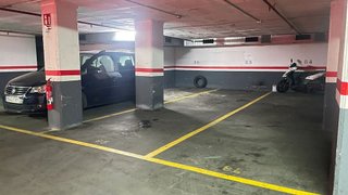 Garaje en venta en Les Corts en Barcelona