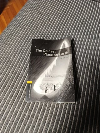 Oxford Bookworms Library: Stage 1: The Coldest ...