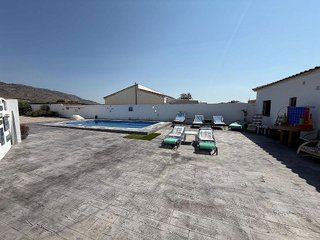 Casa en venta en Caudete