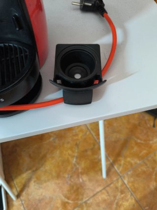 Macchina da caffè Dolce Gusto rossa