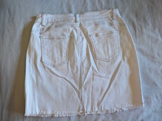 Falda vaquera blanca