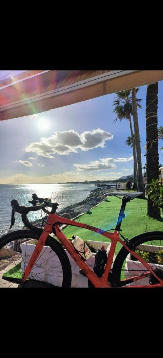 Bicicleta de carretera BH Fusion Carbono