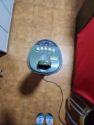 Ventilador Ufesa Torre Negro y Gris