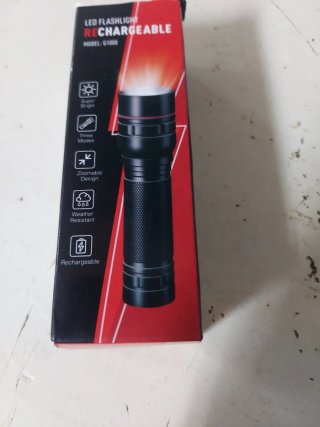 Linterna LED Recargable Modelo G1000