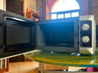 Microondas DeLonghi MW500 Plata