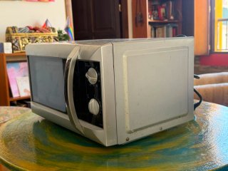 Microondas DeLonghi MW500 Plata