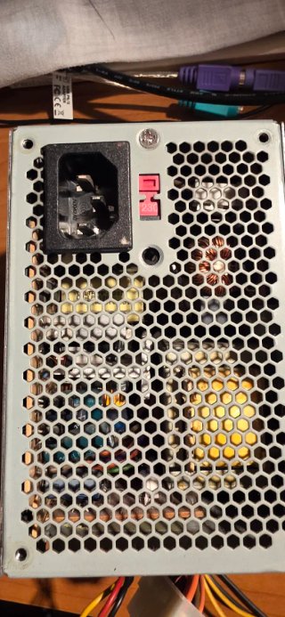 Fuente Alimentación PC Delta 250W