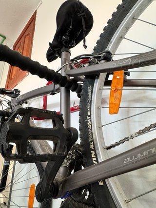 Bicicleta B'twin Gris