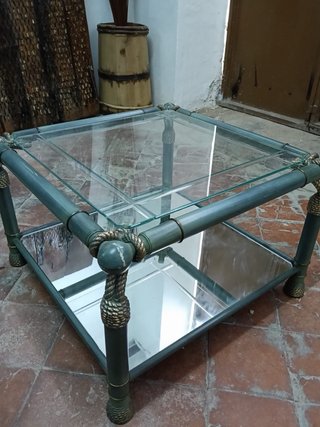 Mesa de centro cristal y bambú