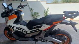 Honda X ADV 750cc
