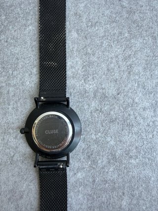 Reloj Cluse Negro Malla