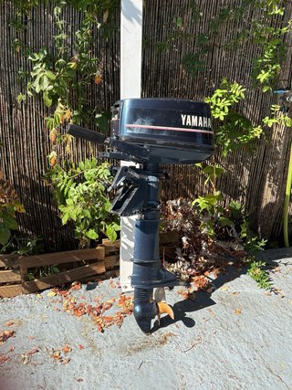 Motor fueraborda Yamaha 5CV