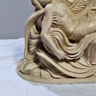 Riproduzione Pietà Michelangelo in Resina