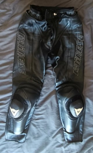 Mono Dainese Mujer Talla 44 (M-38) Cuero