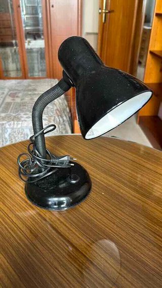 Flexo de escritorio negro