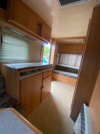 Caravana Adria Optima 630kg