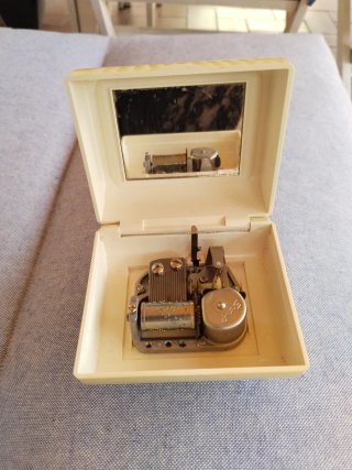 Caja Musical Japonesa Sankyo