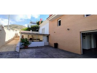 Chalet en venta en Cala de Finestrat en Finestrat