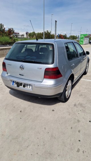 Volkswagen Golf 2002