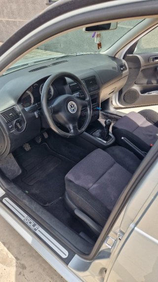 Volkswagen Golf 2002