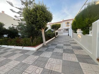 Casa adosada en venta en Salobreña Costa en Salobreña