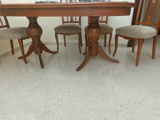 Mesa comedor madera y 6 sillas tapizadas diciembre