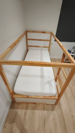 Cama reversible KURA