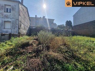 Terreno en venta en Castiñeiriño - Cruceiro de Sar en Santiago de Compostela