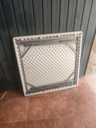 Mesa plegable cuadrada 87x87 cm