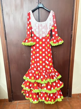 Traje de flamenca rojo lunares