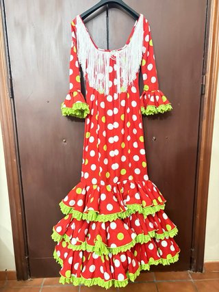 Traje de flamenca rojo lunares