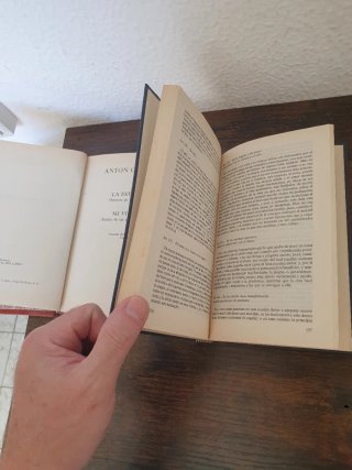 Lote 2 Libros Tapa Dura: Antón Chéjov y René Desca