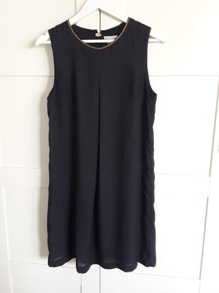 Vestito H&M con collo dorato metallico. T. 42