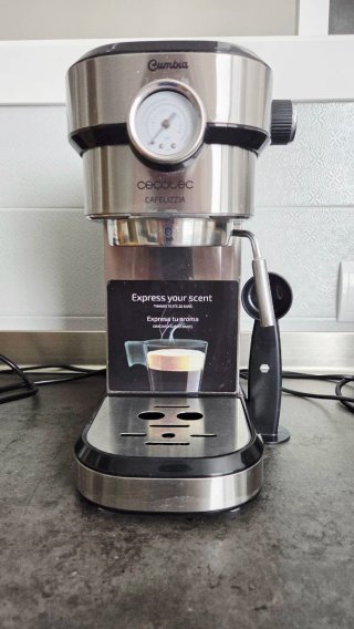 Cafetera Cecotec Cumbia Cafelizzia