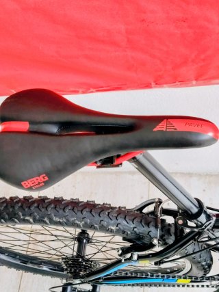 Bicicleta  BERG Aluminio rueda 26 talla S