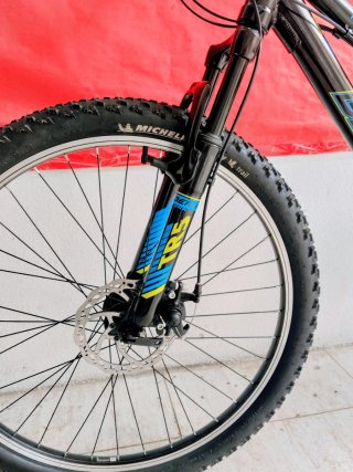 Bicicleta  BERG Aluminio rueda 26 talla S