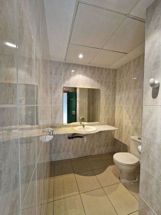 Local comercial en alquiler en Alcover