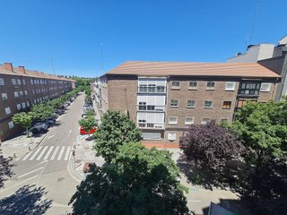 Piso en alquiler en Pº Zorrilla - Cuatro de Marzo en Valladolid
