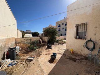 Casa adosada en venta en Carboneras