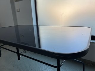 Mesa de terraza cristal y metal