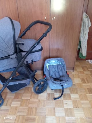 Carrito de bebé y portabebe de regalo