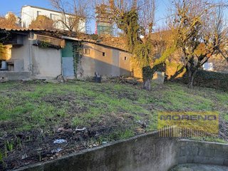Chalet en venta en Sarria