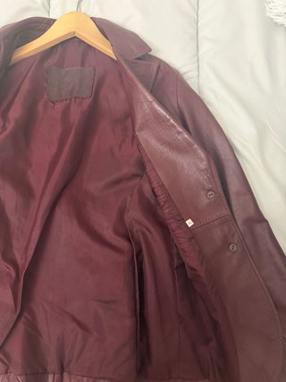 Chaqueta de piel burdeos talla S